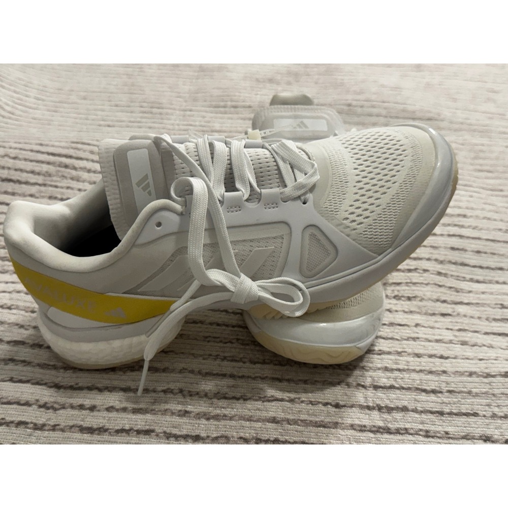 Adidas Avaluxe Womens Tennis Shoes White Yellow JQ7080 Boost Sneakers Size 8 NEW